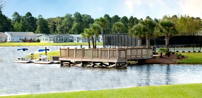 Go fishing in Lakeside Crossing 55-Plus
