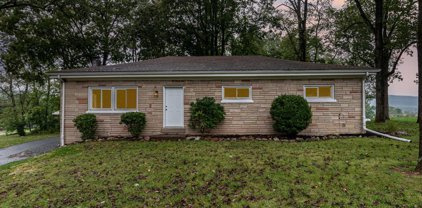 7920 Appleby Rd, Harrisburg