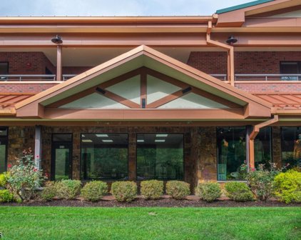 8 Whitehall Road, Montville Twp.