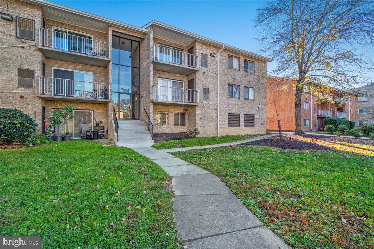 7984 Audubon Avenue Unit 203, Alexandria, 22306