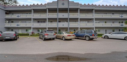 2295 Americus Boulevard E Unit 27, Clearwater