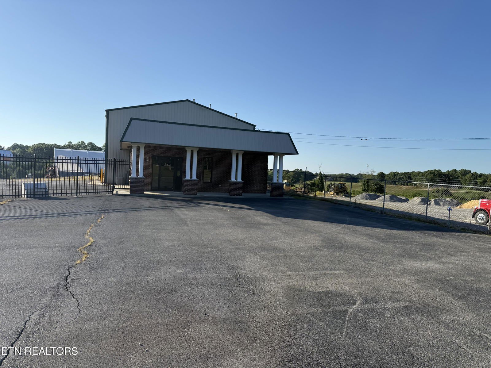 2897 South York Hwy Jamestown - 36576b9b01b70d54685b86c454d26191