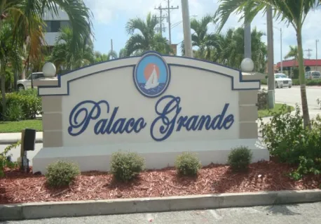 Palaco Grande Homes for Sale