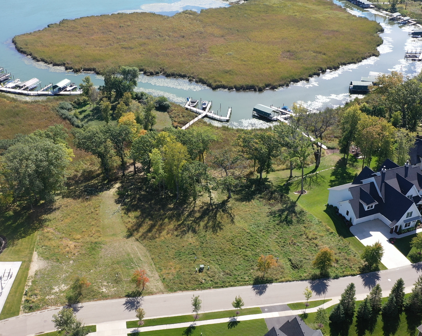 3740 Woodland Cove Parkway, Minnetrista