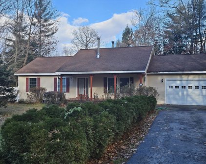 33 Holden Hills, Bridgton