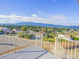 Homes in Uplands, Nanaimo BC