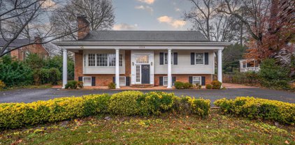 6304 Fort Hunt Rd, Alexandria