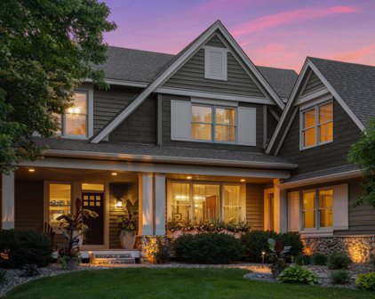 1475 Kingsview Lane N, Plymouth
