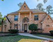 121 W Shadowpoint Circle, The Woodlands image