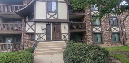 525 Cumnor Road Unit #302, Westmont