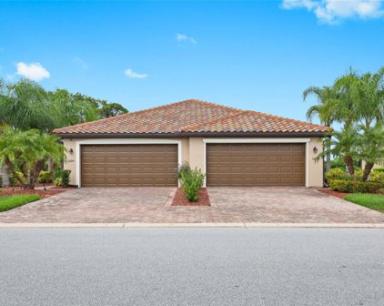 6684 Willowshire Way, Bradenton