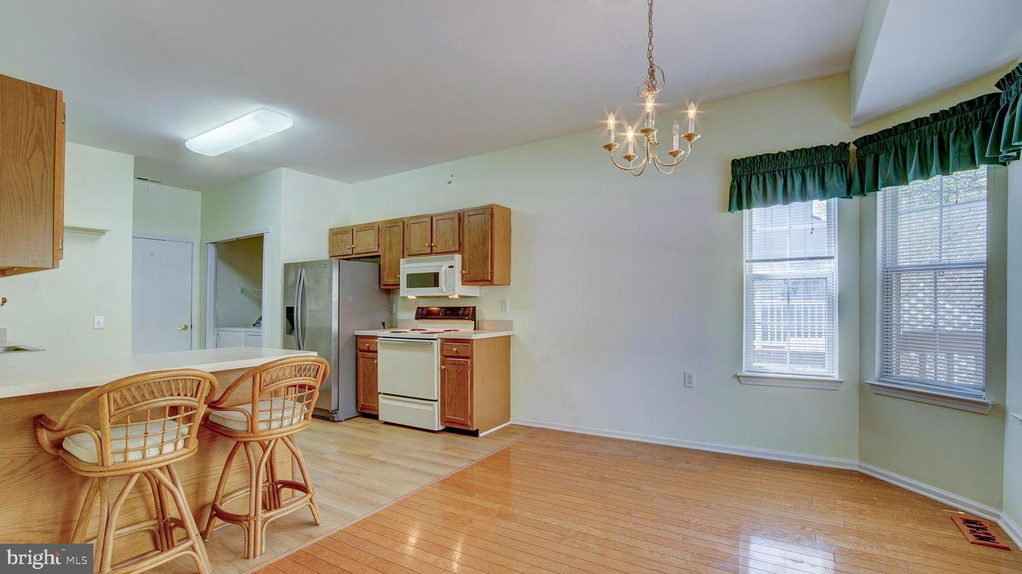 30 Ashley Dr, Delran, 08075