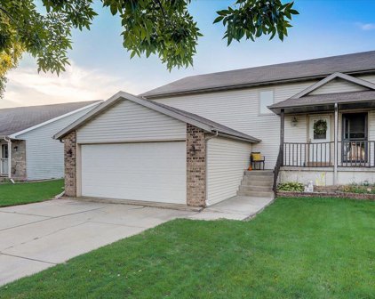 626 Constitution Ln Lane, Deforest
