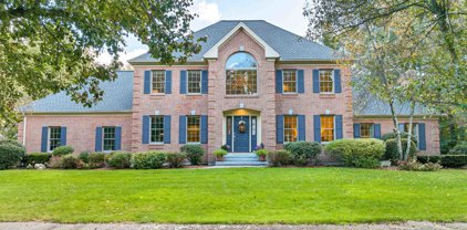 19 Salmon Brook Drive, Nashua