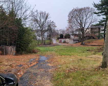 R Pennsylvania Ave, Enola