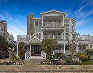 65 E 10th Street, Avalon image