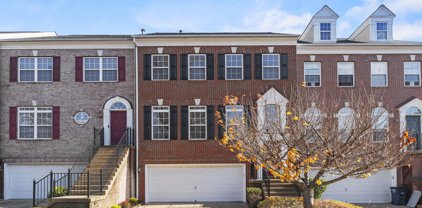 7319 Oldham Leeds Way, Springfield