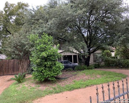 319 E Terra Alta Dr, San Antonio