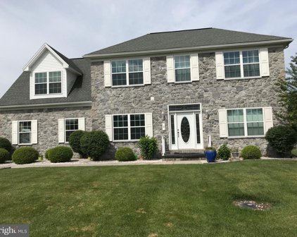 5 Westbrook Ct, Palmyra