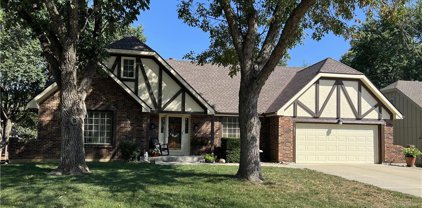 6517 Cottonwood Drive, Shawnee