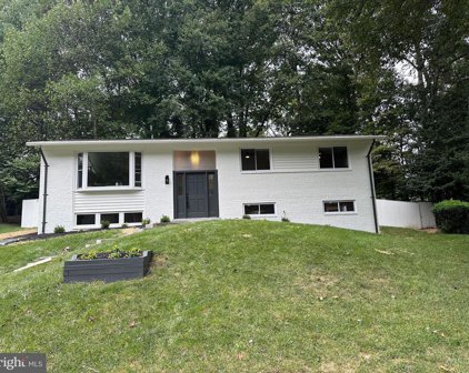 5304 Orchardson Ct, Fairfax