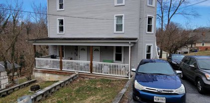 727-729 E D St, Brunswick