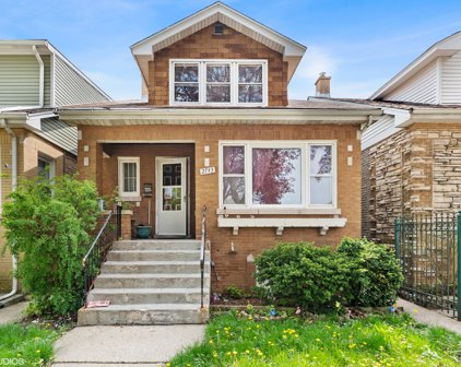 2743 N Rutherford Avenue, Chicago