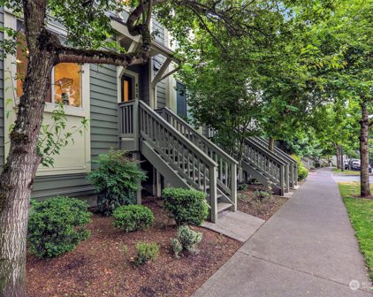 436 Shangrila Way NW, Issaquah