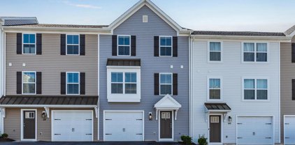 140 Carleigh Ln, Harrisburg