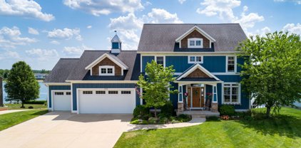 2272 Vansingel Lake Drive SW, Byron Center