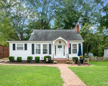 505 Gaston  Avenue, Belmont