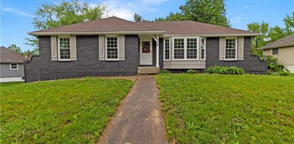 505 NW Palmer Drive, Blue Springs