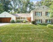 8868 Glenridge   Court, Vienna image