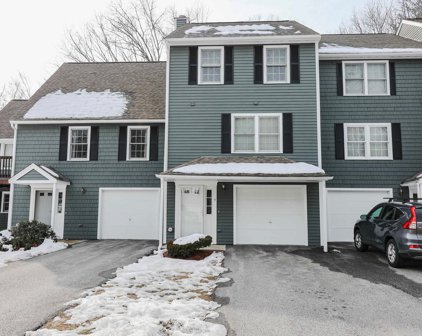 4 Rocky Ledge Road, Merrimack
