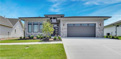 9449 Aurora Street, Lenexa
