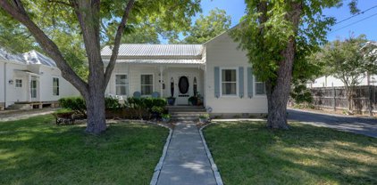 954 W Mill St, New Braunfels
