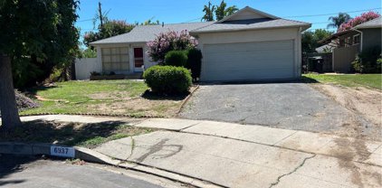 6937 Sunnybrae Avenue, Winnetka