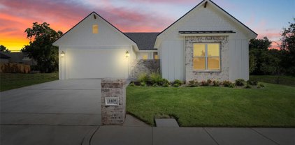 1409 Tranquility  Trail, Woodway