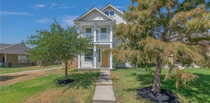 2023 Autumn Lake Drive, Bryan