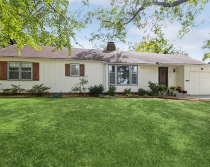 5715 W 78th Terrace, Prairie Village