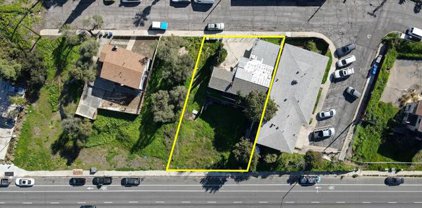 7901 Hillside Dr., La Mesa
