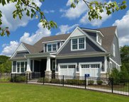 537 Hannah Lane, Hinsdale image