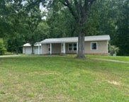 664 Old Federal Road N, Chatsworth image