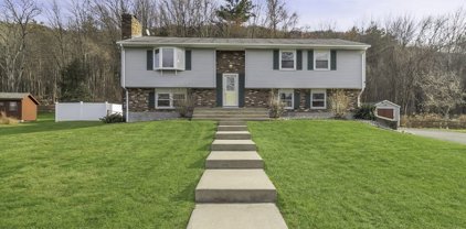 468 East Street, Easthampton