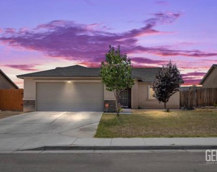 914 Gargano, Bakersfield