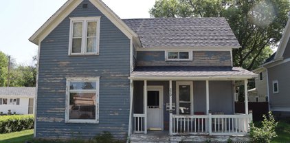220 N Broadway St, Canton