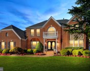 2 United States   Circle, Marlton image