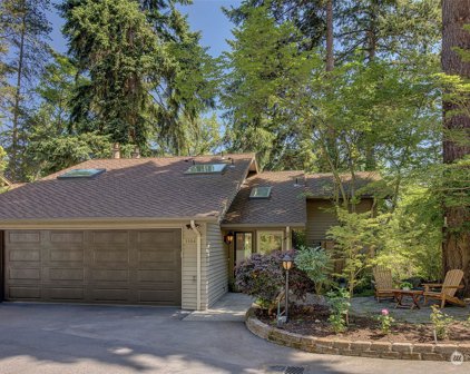 1104 109th Avenue SE Unit #1104, Bellevue