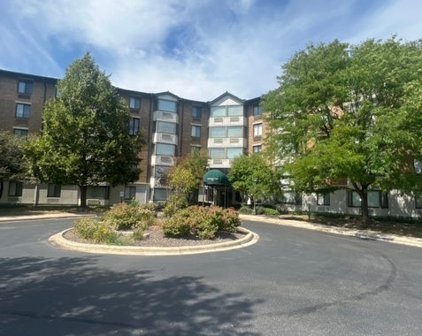 470 Fawell Boulevard Unit #302, Glen Ellyn