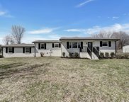 2750 Heights Circle Dr, Greenbrier image